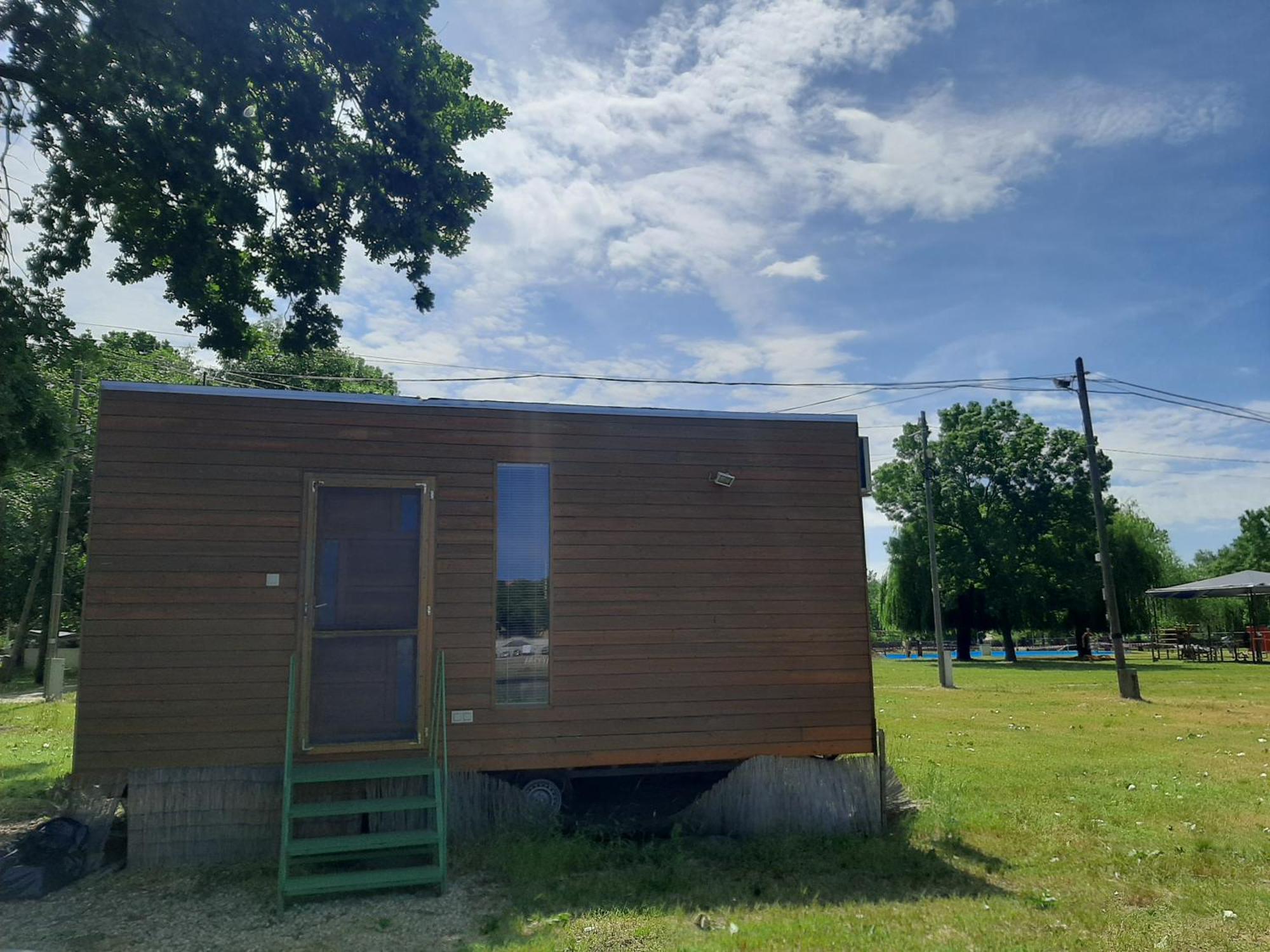 Szegedi Partfuerdo Kemping Es Apartman Exteriér fotografie
