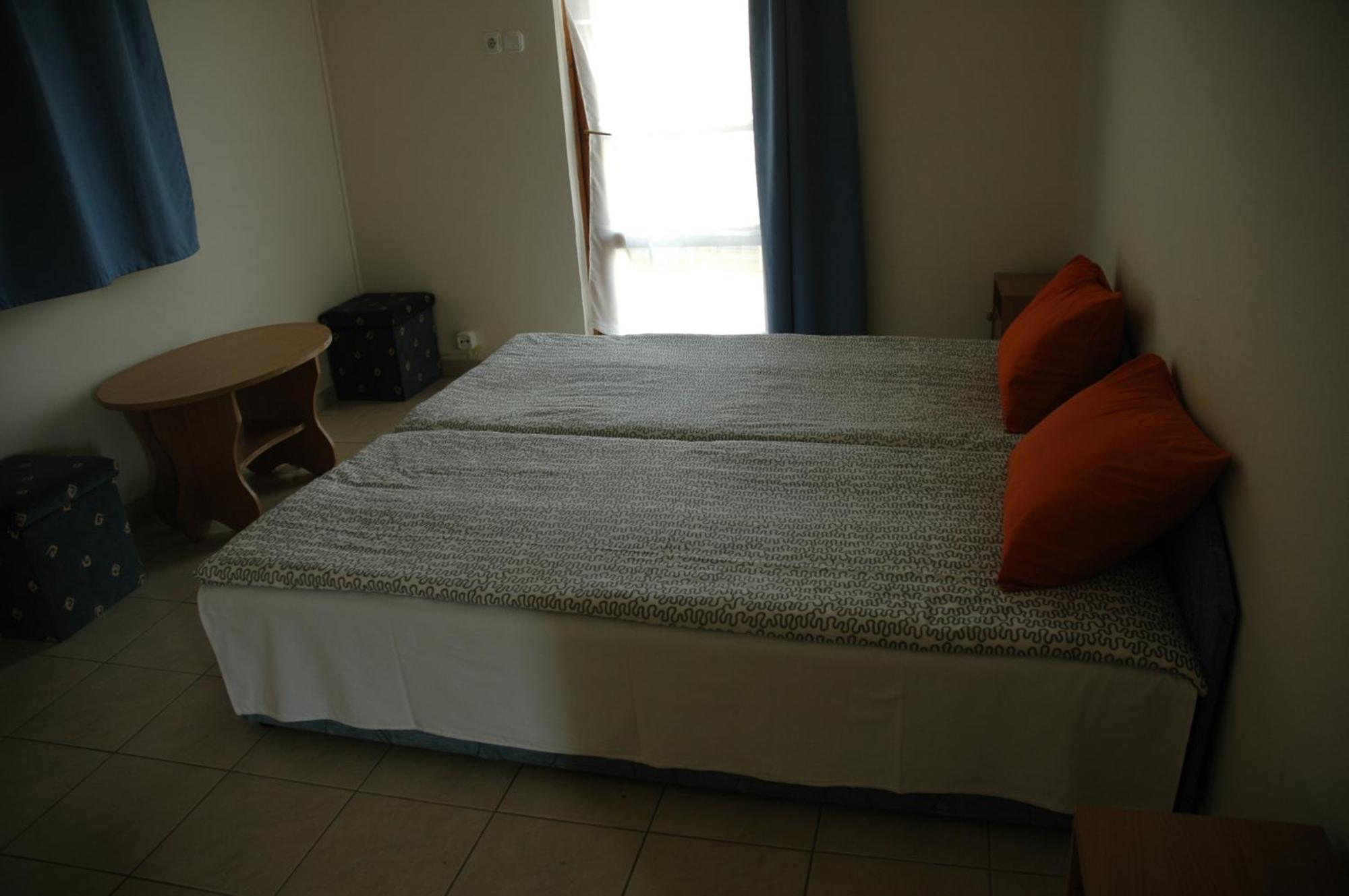 Szegedi Partfuerdo Kemping Es Apartman Exteriér fotografie