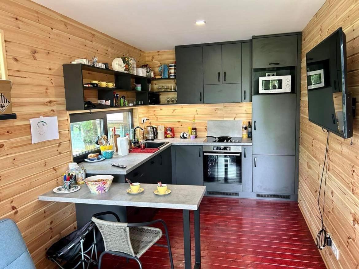 Szegedi Partfuerdo Kemping Es Apartman Exteriér fotografie